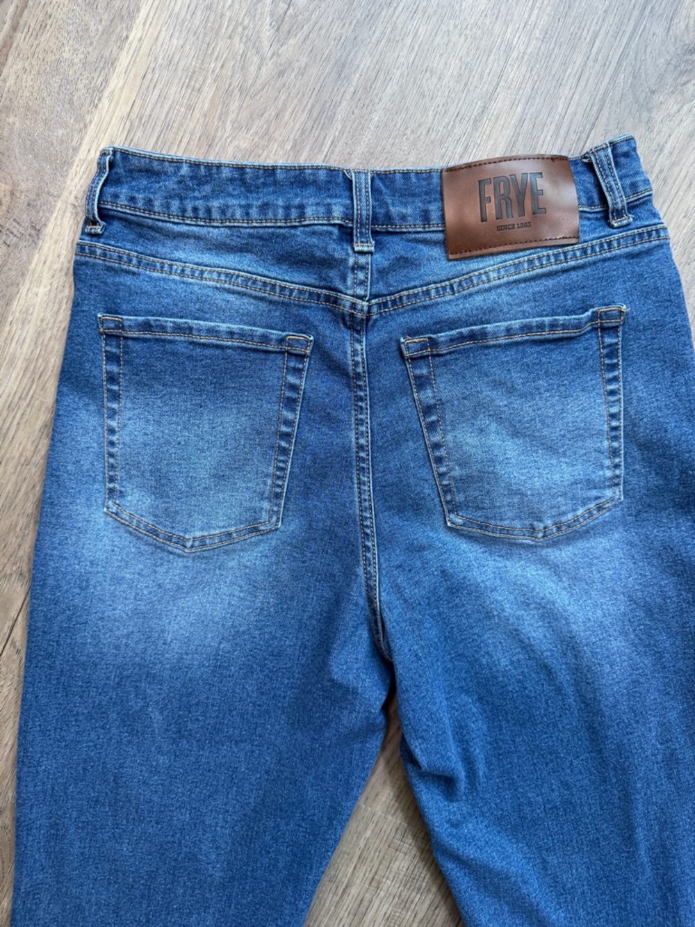 Frye High Rise Straight Leg Jeans - Size 4 / 27 - Picture 12 of 13